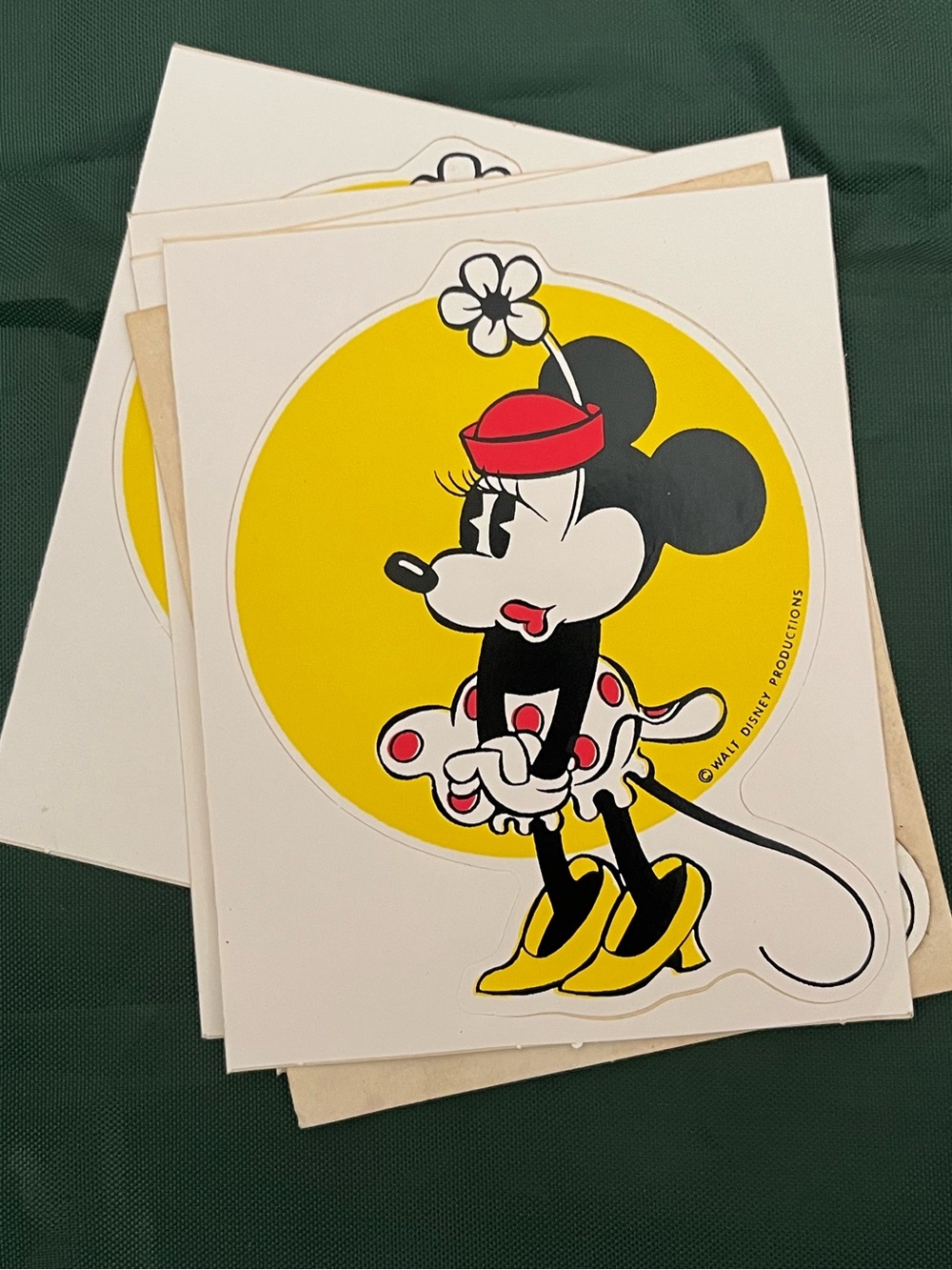 5 Minnie Mouse stickers